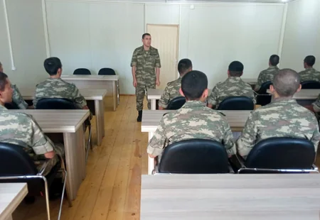 MN: Hərbi hissələrdə psixoloji işə dəstək fəaliyyətləri davam etdirilir