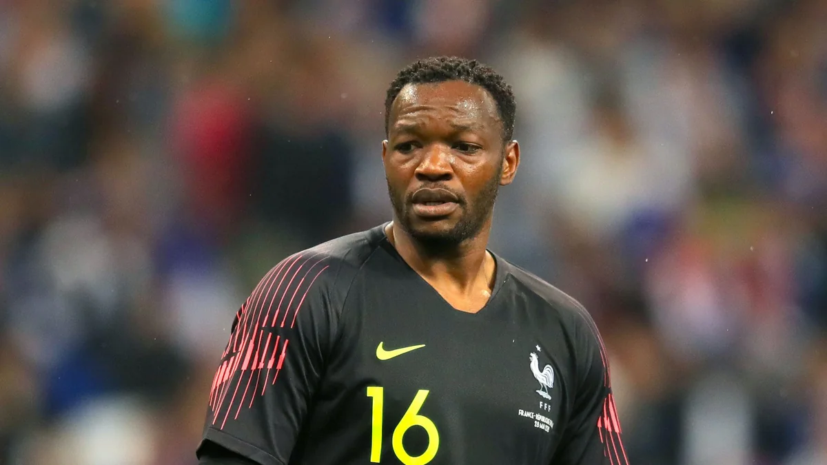 Dünya çempionu koronavirusa yoluxdu