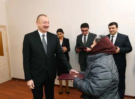 Prezident Qarabağ müharibəsi əlillərinə mənzil və avtomobillər təqdim edib - FOTO - YENİLƏNİB