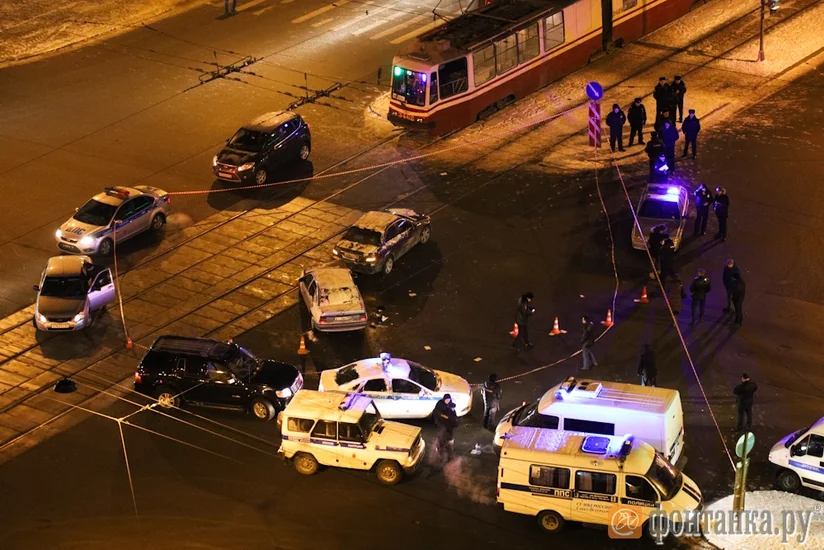 Azərbaycanlı Sankt-Peterburqda zərgərlik mağazasını yarmaqda şübhəli bilinir - VİDEO