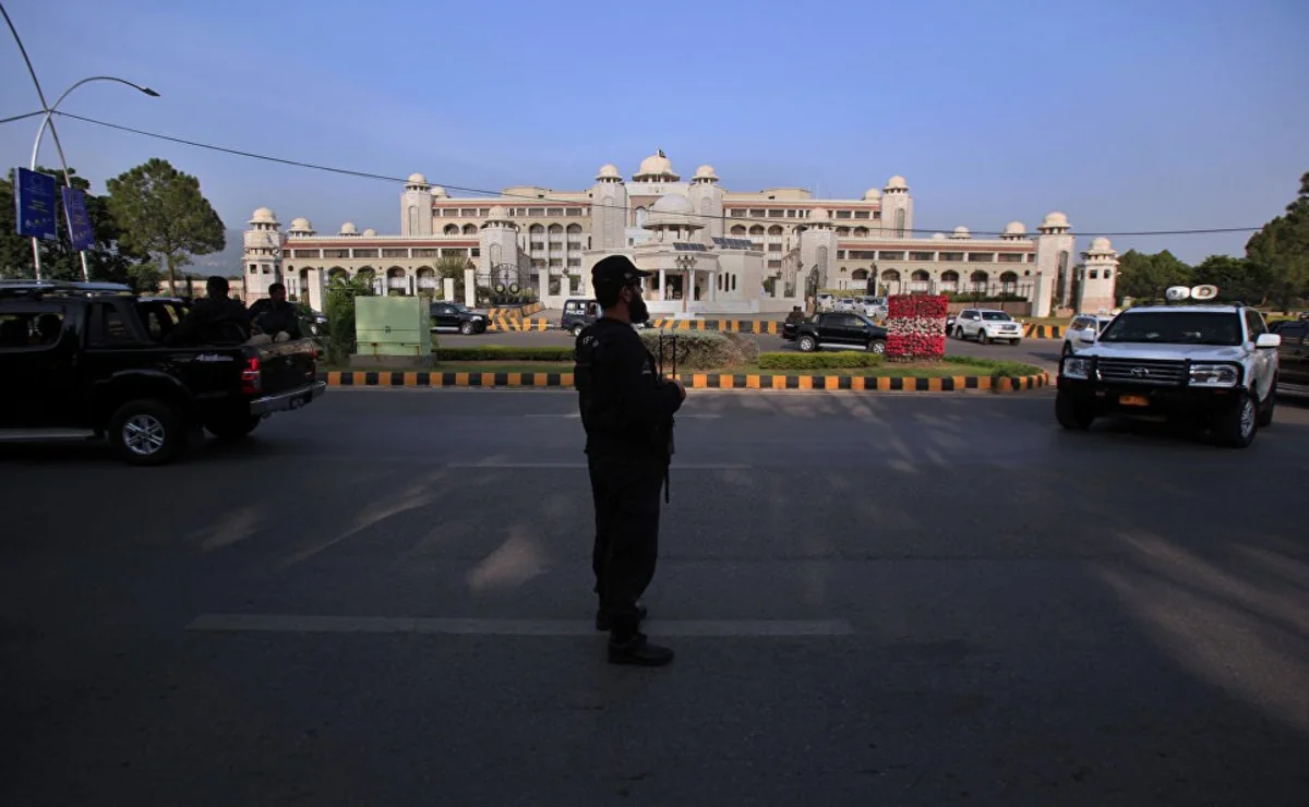New government sworn in Pakistan