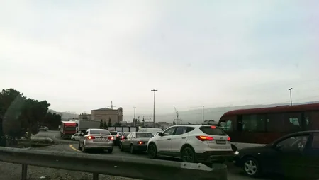 ​Bakı-Sumqayıt şosesində böyük sıxlıq müşahidə edilir