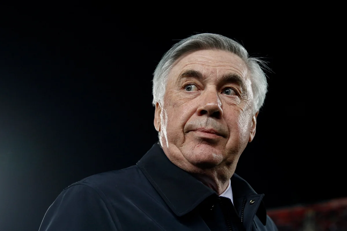 Karlo Ançelotti niderlandlı baş məşqçinin nailiyyətini təkrarlayıb