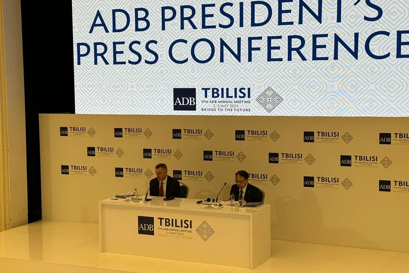 ADB prezidenti: Cənubi Qafqazda sülhün bərqərar olması üçün siyasi sabitlik və təhlükəsizlik vacibdir