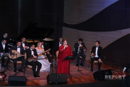 Könül Xasıyevanın Təkcə səndən nigaranam adlı solo-konserti keçirilib - FOTO