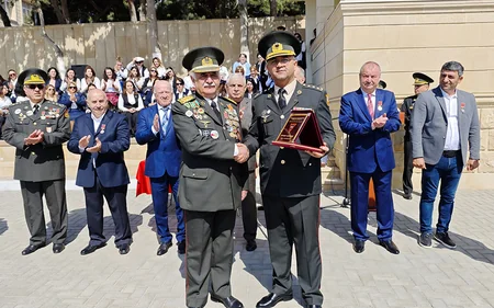 Hərbi liseyin 53 illik yubileyinə həsr olunmuş təntənəli mərasimi keçirilib