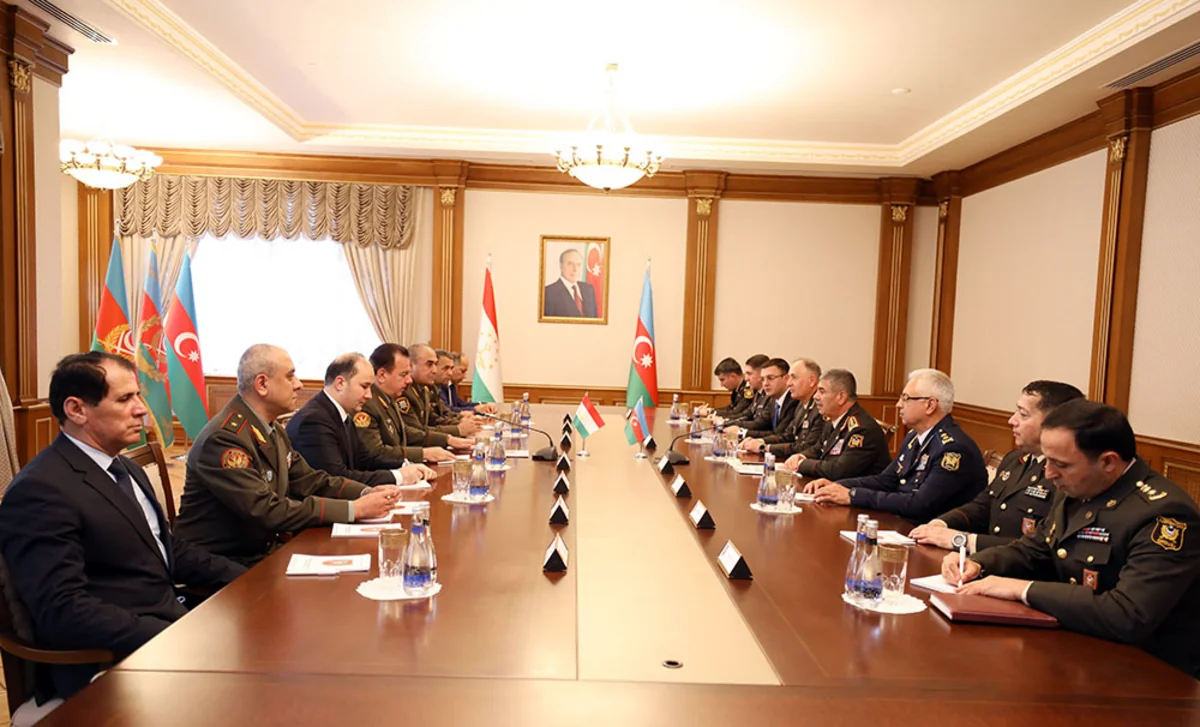 Azerbaijan, Tajikistan discuss military cooperation