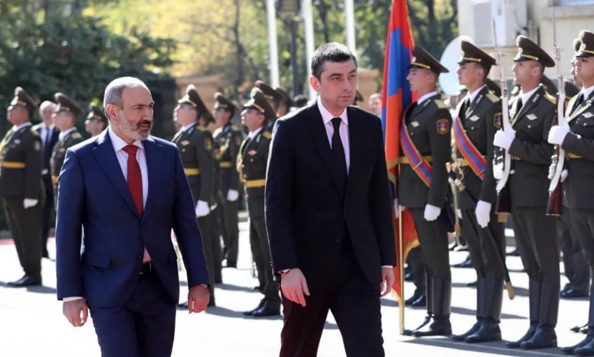 Gürcüstan və Ermənistan baş nazirləri görüşüb