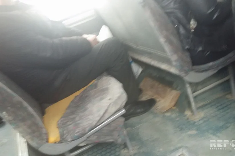 Xırdalan sakini: Avtobus oturacaqları o qədər çirklidir ki, gözümü yumub otururam