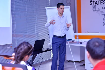 ​Baku Business Factory launches a seminar on 'Inner Motivation-3D Journey'