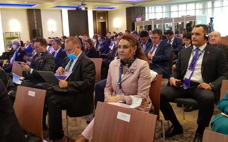 Azərbaycan sahibkarları Macarıstanda keçirilən biznes forumda iştirak edib