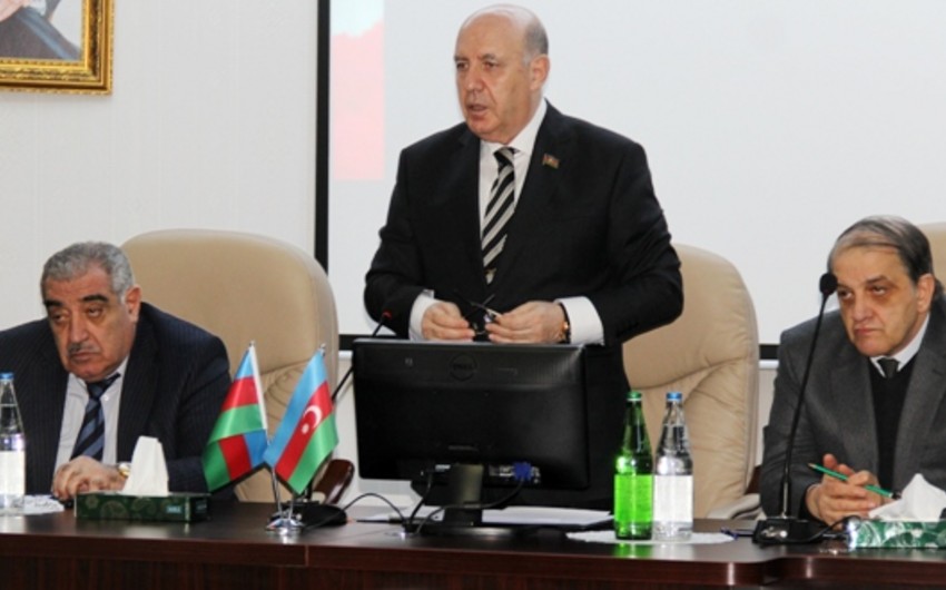 Rektor Əhliman Əmiraslanov: Xalqımız öz qanı bahasına azadlığına qovuşub