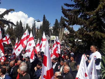 Gürcüstanın müxalifət partiyası icra başçısı vəzifəsinə azərbaycanlı namizədini təqdim edib
