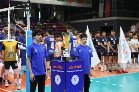 Kişi voleybolçulardan ibarət Azərreyl komandası ölkə çempionu olub
