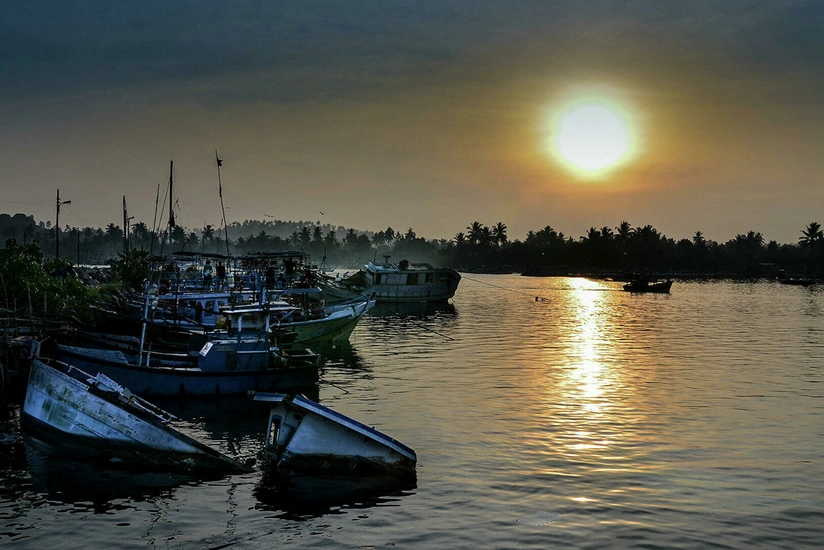 Sri Lanka bans entry of foreign visitors due to pandemic