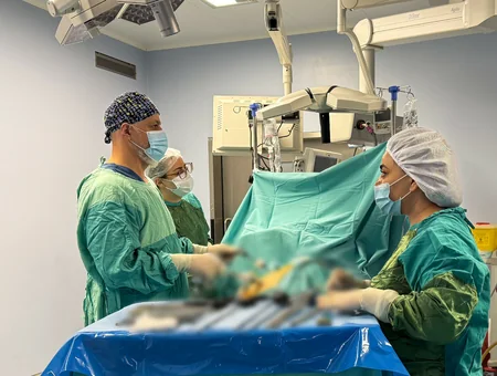 Yeni Klinikada ilk dəfə böyrək köçürülməsi əməliyyatı icra olunub