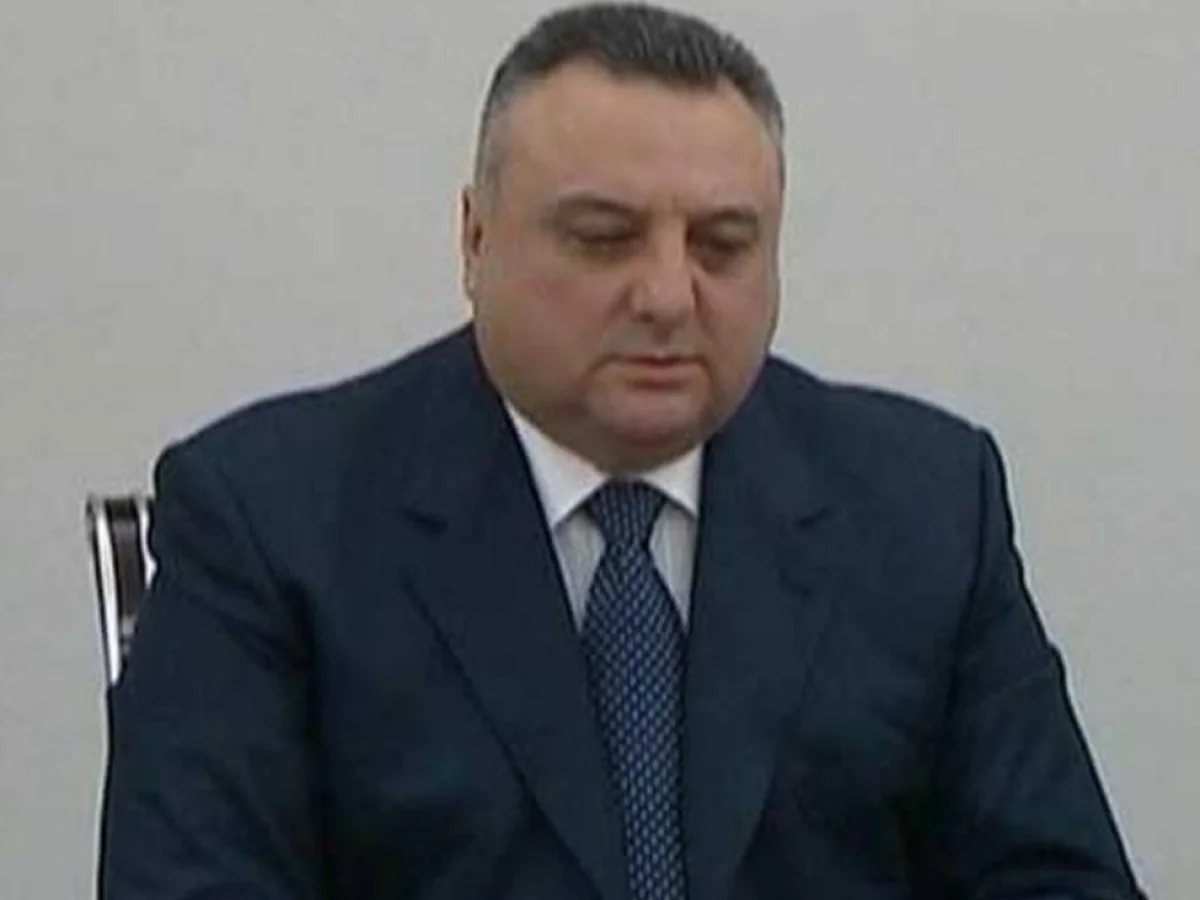 Eldar Mahmudovun iş ortağının məhkəməsi başlayıb