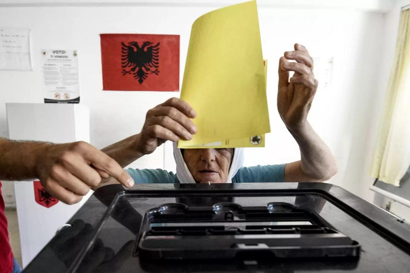“Exit poll”: Albaniyada parlament seçkilərində hakim partiya qalib gəlib