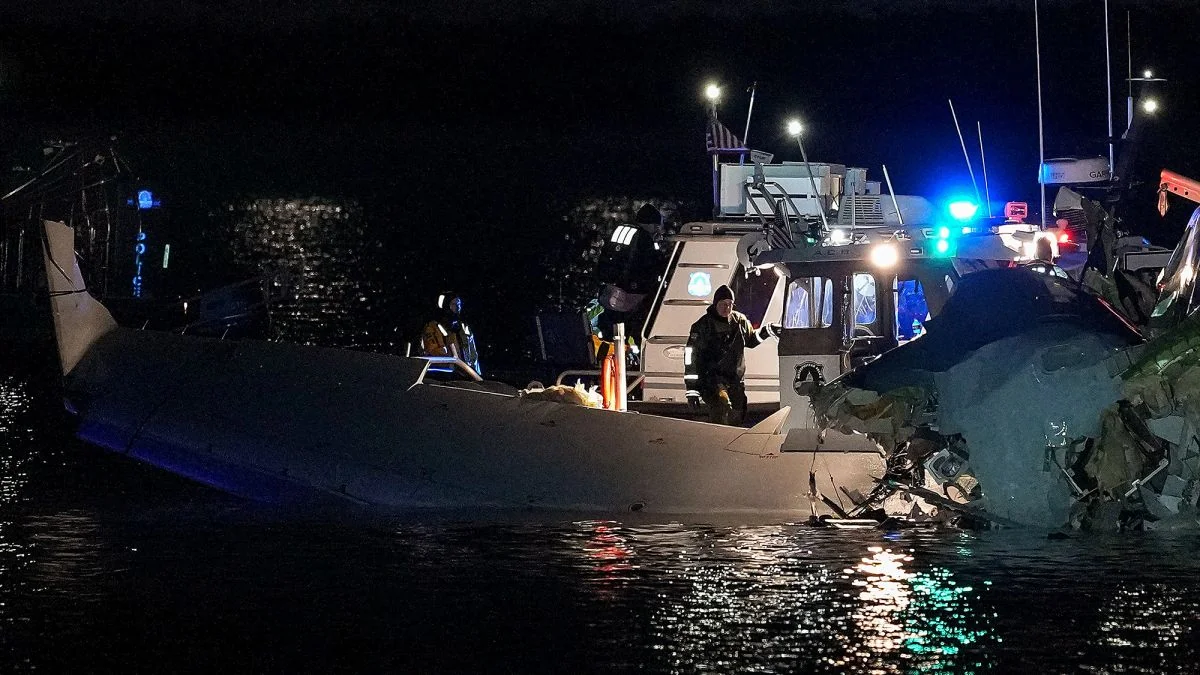 Black Hawk helicopter in D.C. plane crash had a safety system off, senator says