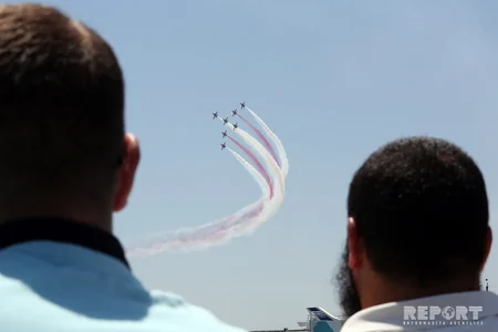 Bakı səmasında hərbi təyyarələr - FOTOREPORTAJ
