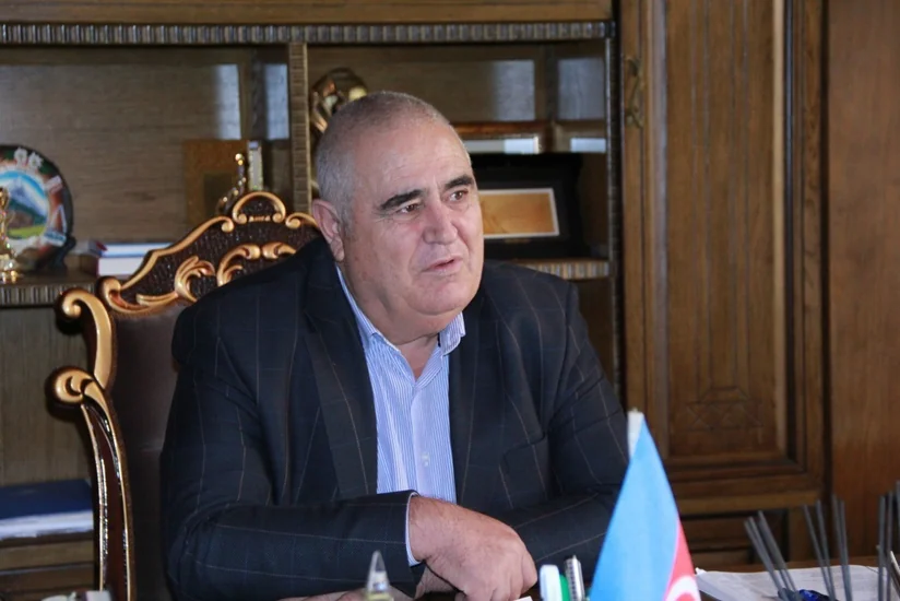 Племянник подал в суд на Шарурлу Исфандияра