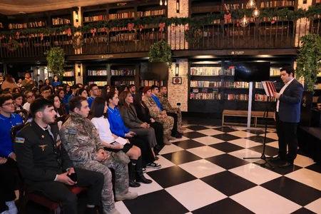 Vətən müharibəsi tarixinə həsr olunan yeni kitab nəşr edilib
