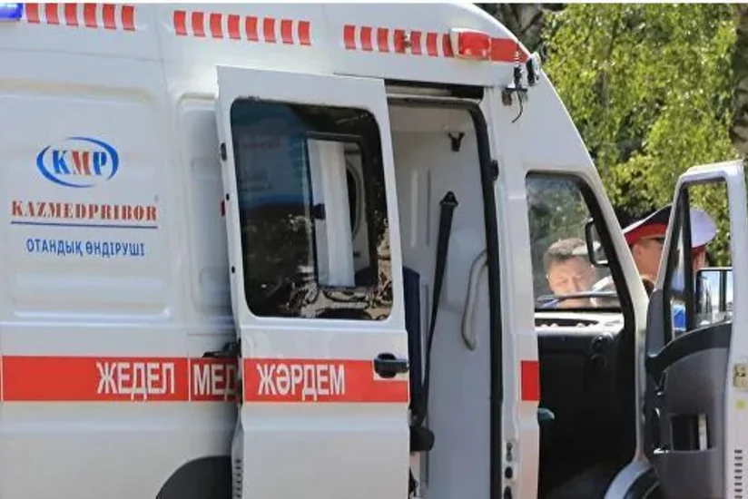 Четверо военных получили ранения в результате ЧП на складе в Казахстане