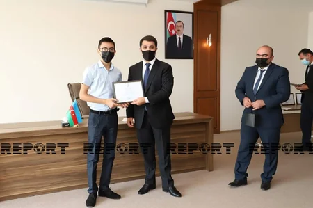Neftçalada yüksək bal toplayan gənclərlə görüş keçirilib 