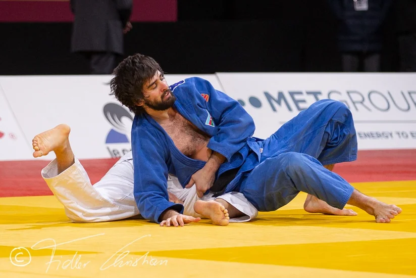 “Böyük Dəbilqə”: Azərbaycan cüdoçusu gümüş medal qazanıb