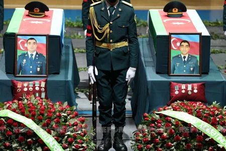 Azerbaijan bids farewell to Garaheybat martyrs - PHOTO