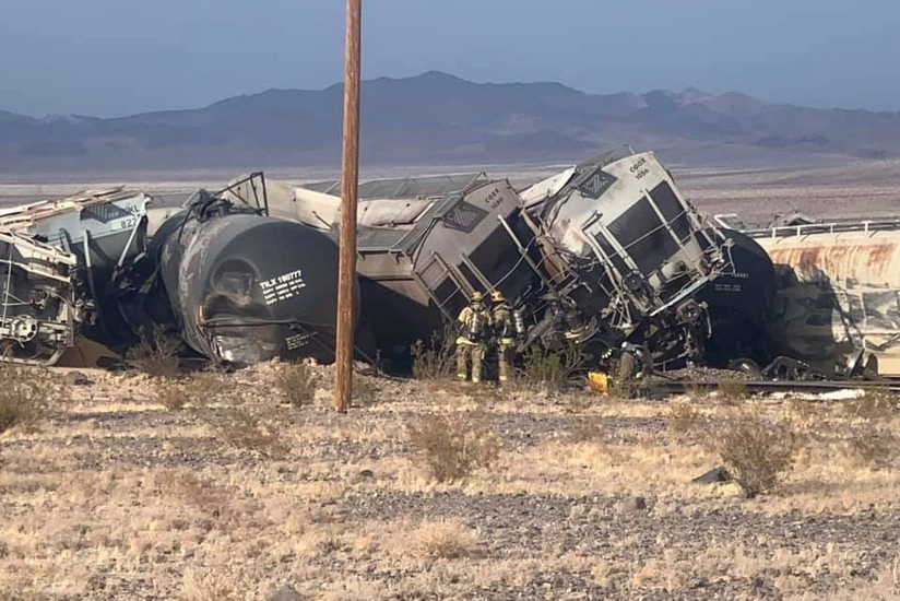 No injuries after freight train derails in California desert