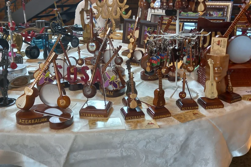 В Баку прошла выставка изделий ручной работы
