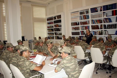 Azərbaycanın hərbi hissələrində bayram tədbirləri keçirilir