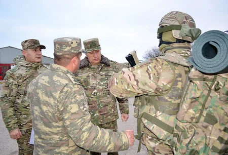 Azerbaijan’s Chief of General Staff checks combat training of several military units