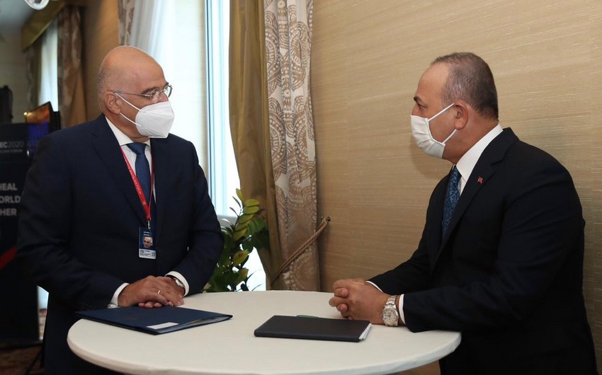 Türkiyə və Yunanıstan XİN başçıları görüşüb