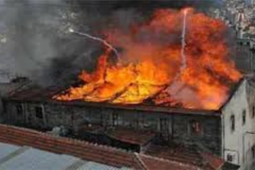 Пять заключенных и один охранник погибли в результате пожара в тюрьме в парагвайской столице