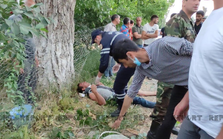 Xaçmaz sakini özünü ağacdan ataraq intihara cəhd edib