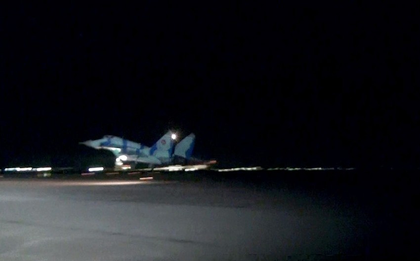 Air Force holds night exercises