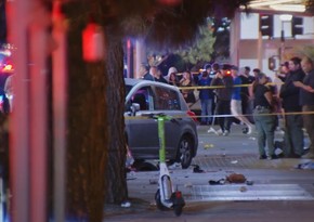 Car plows into crowd in Los Angeles, 20 injured