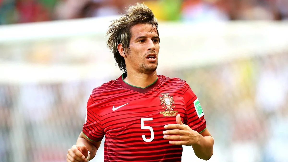 Portuqaliya millisinin və “Real”ın sabiq futbolçusu qanunsuz biznes açmaqda ittiham olunur