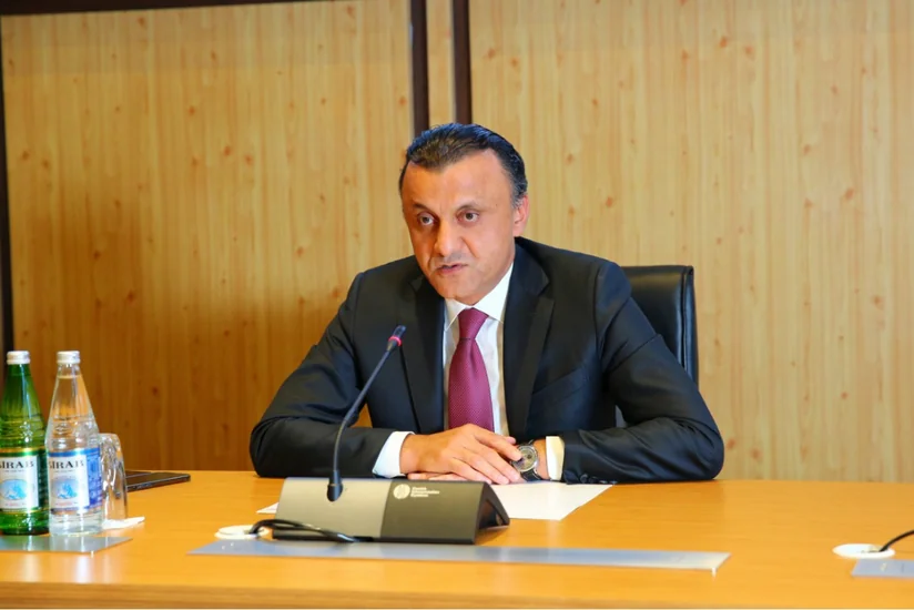Xəstəxanalarda mövcud nöqsanların aradan qaldırılması üçün tapşırıqlar verilib