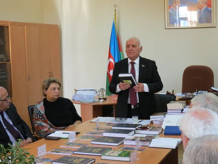 Bu il Tarix İnstitutunda 49 adda yeni kitab çap olunub