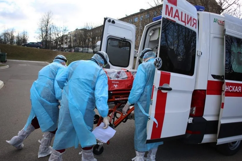 Russia reports 796 COVID deaths in one day