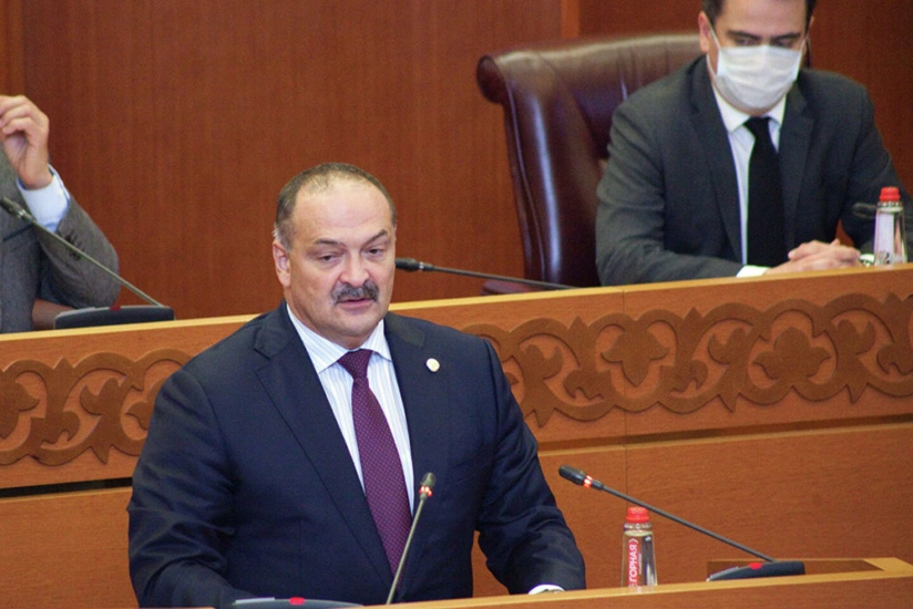 Руководитель Дагестана направил президенту Азербайджана поздравительное письмо