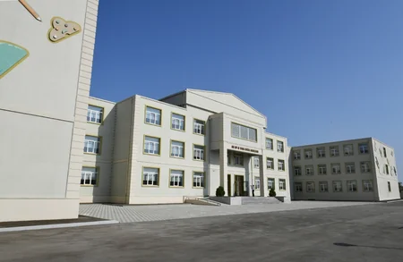 Mehriban Aliyeva views conditions created at newly-built school in Bina settlement