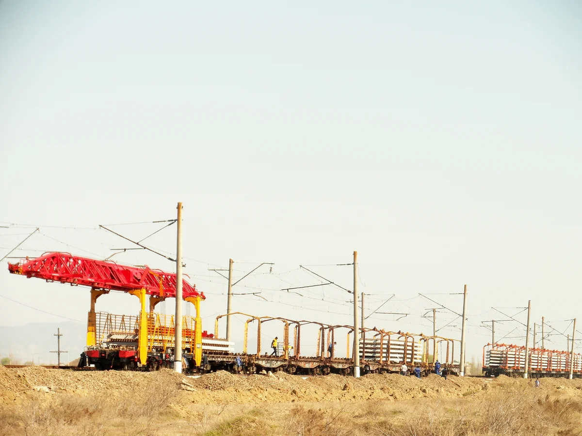 Azerbaijan launches repair of more 9.3 km railway