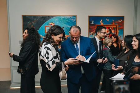 Heydar Aliyev Center hosts Brazilian artist`s exhibition Reflection of Eternity