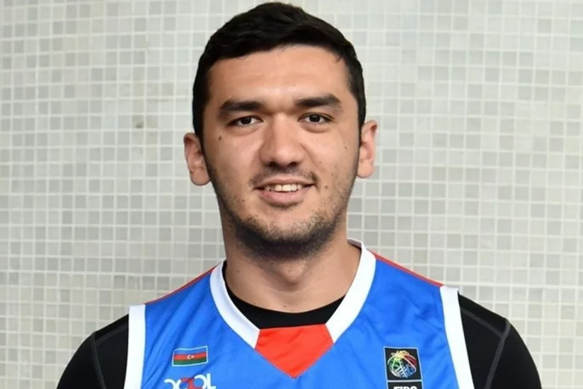 Ev dustaqlığında olan Azərbaycan basketbolçusu toplanışa dəvət aldı
