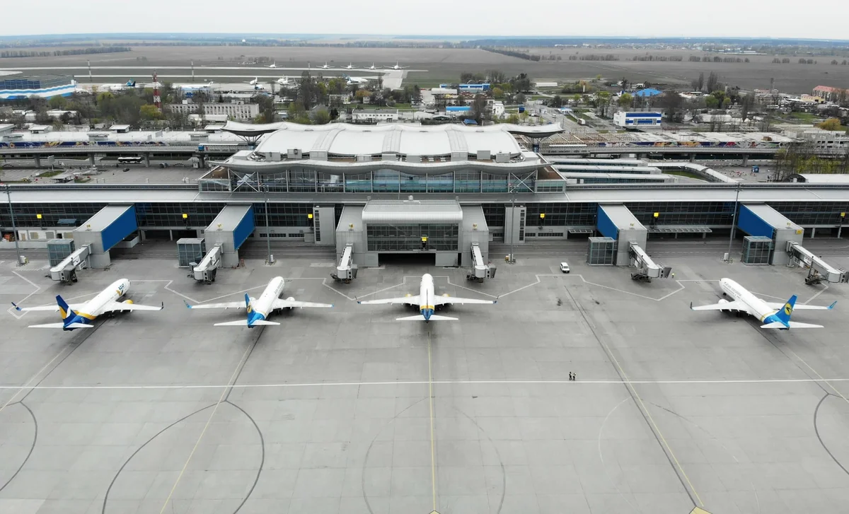 Ukraine repatriates citizens from Azerbaijan