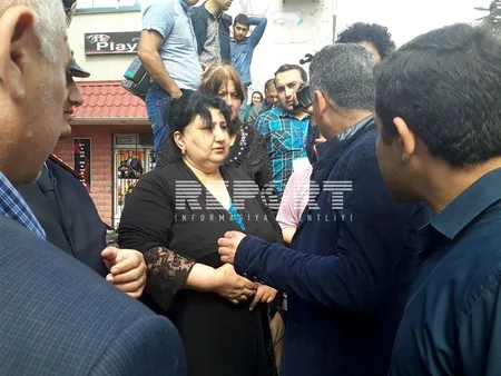 Binəqədinin polis rəisi: Yanan binanın sakinlərinin bütün problemləri yaxın günlərdə həll olunacaq - FOTO
